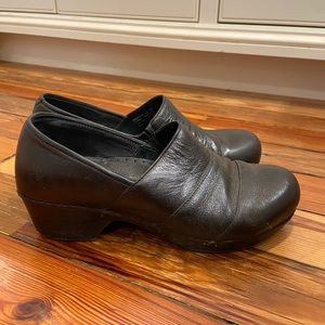 Dansko black leather clogs size 9